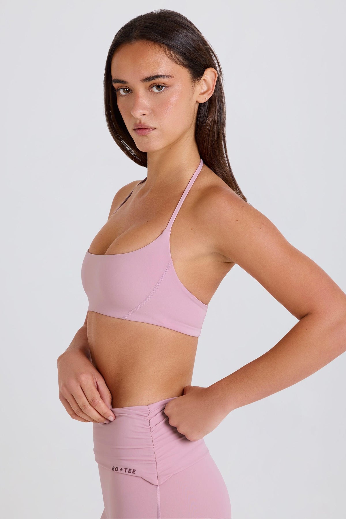 Scoop-neck Halterneck Sports Bra In Mauve