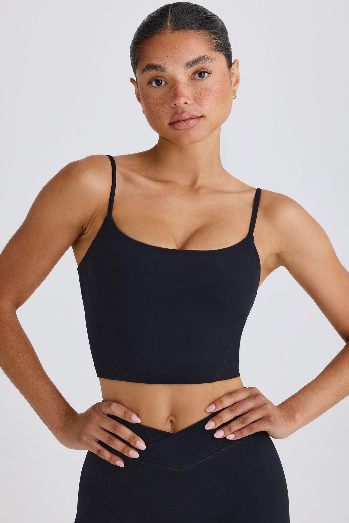 Soft Active Tank Top In Black