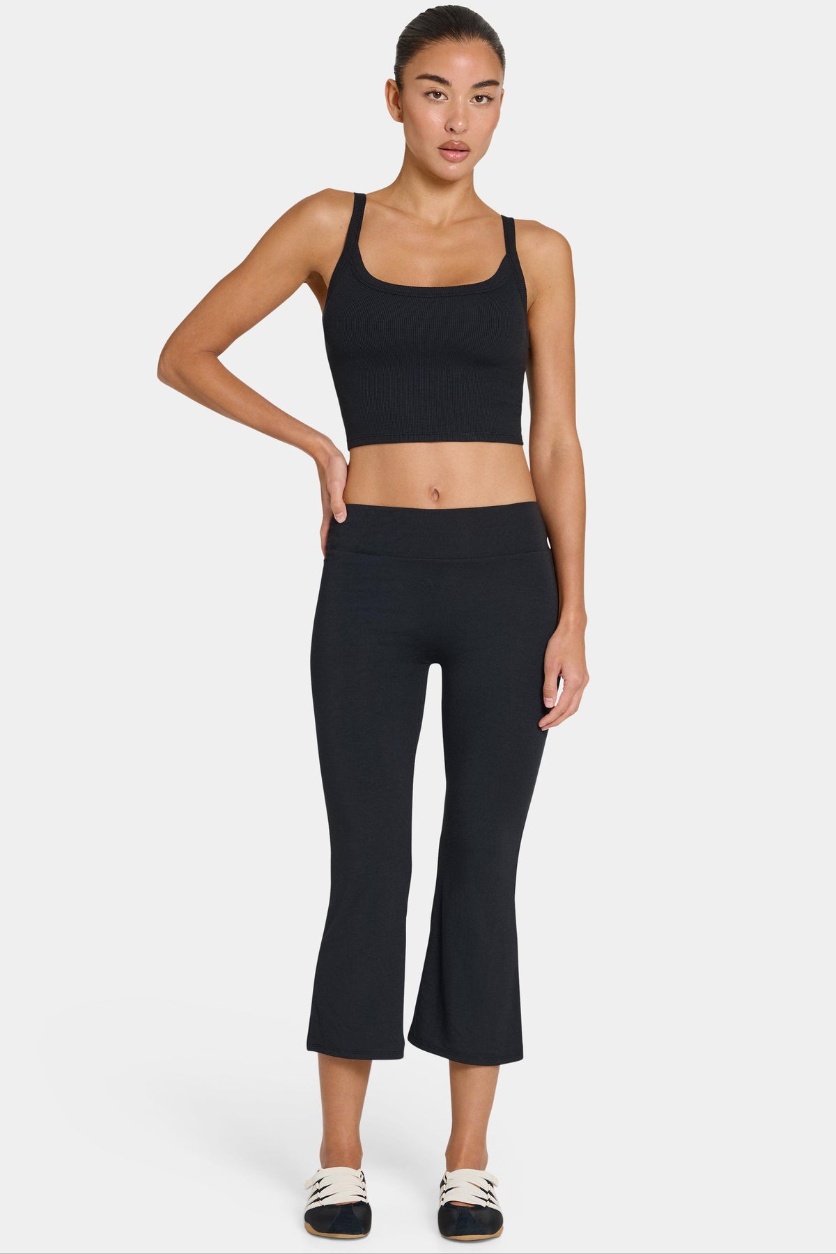 Buttercloud™ Flared Capri Leggings In Black