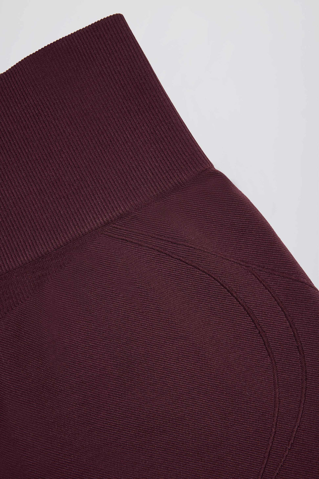 Super Sculpt Seamless Mini Shorts In Burgundy