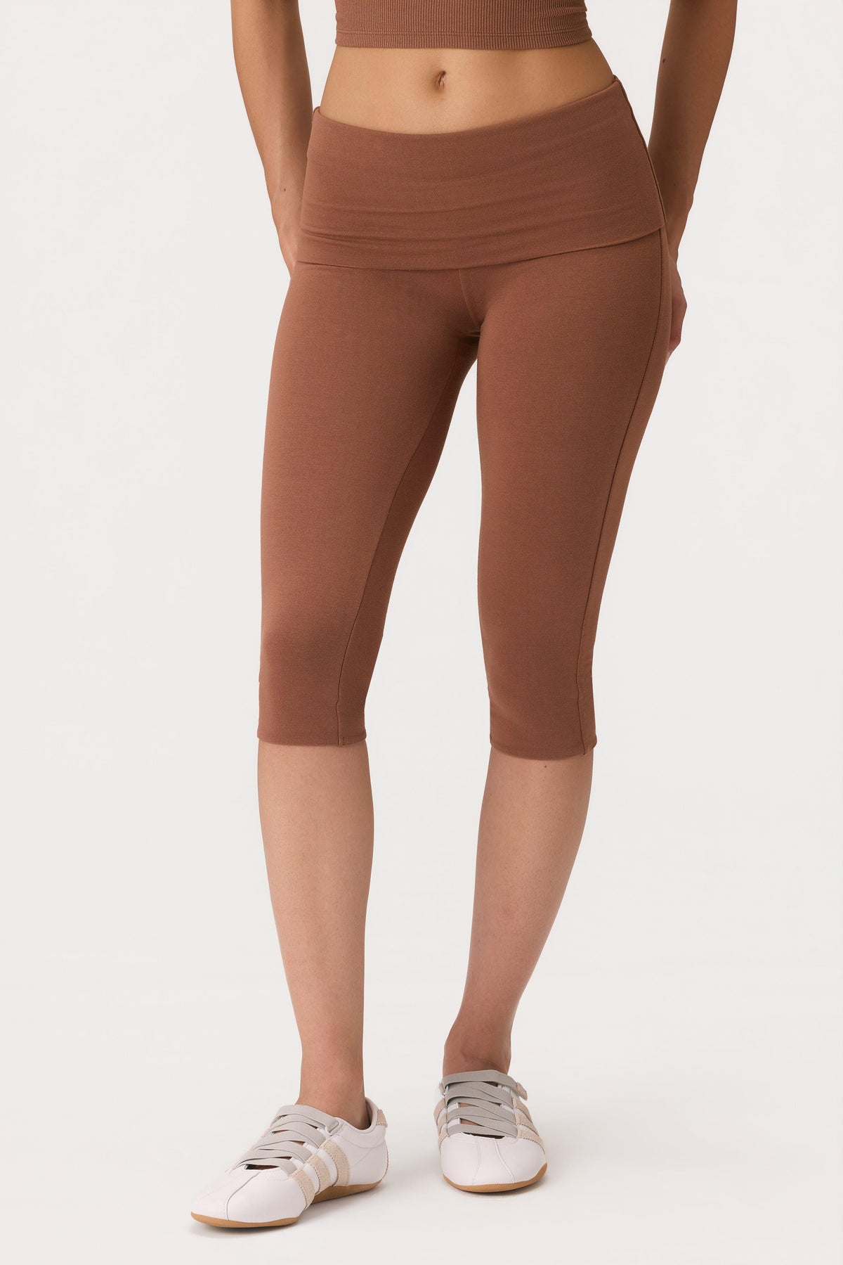 Buttercloud™ Capri Leggings In Cocoa